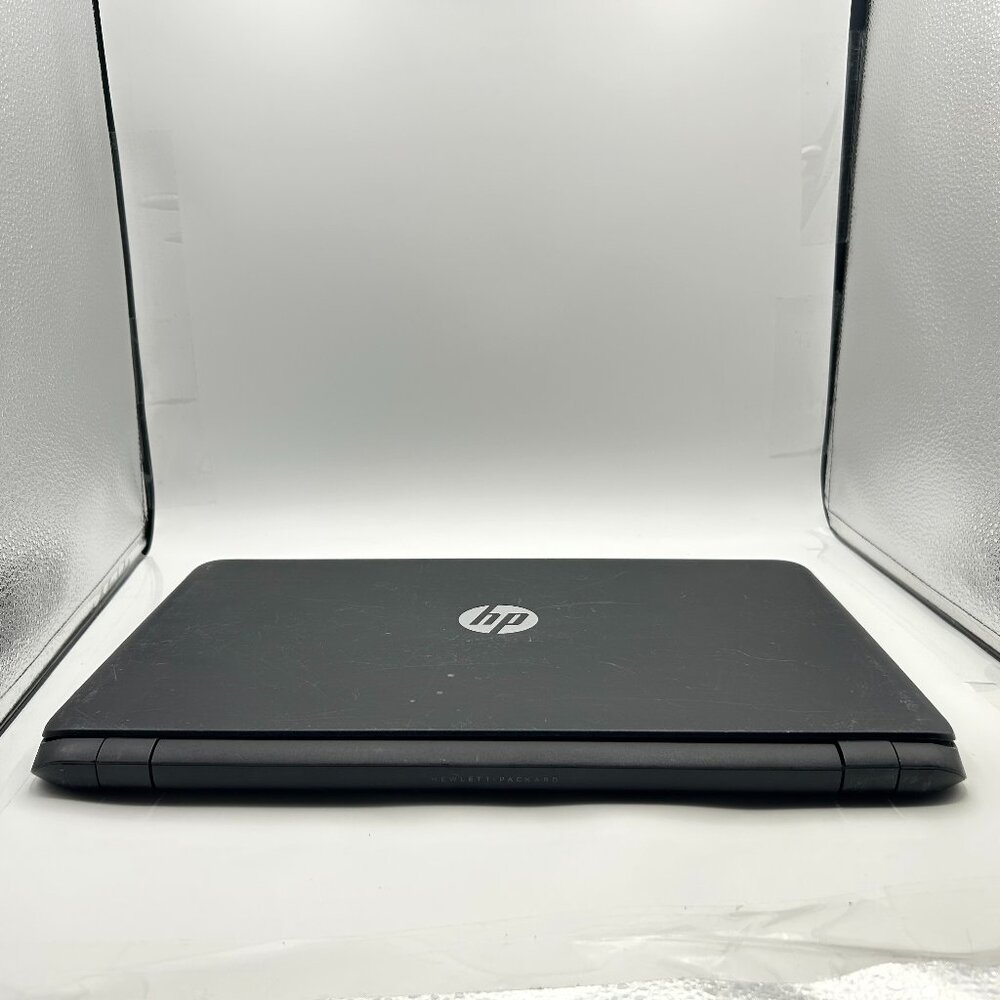 HP 15 Touchscreen Notebook | Celeron N2940 | 4GB RAM | 500GB HDD | Windows 11 - Picture 6 of 8